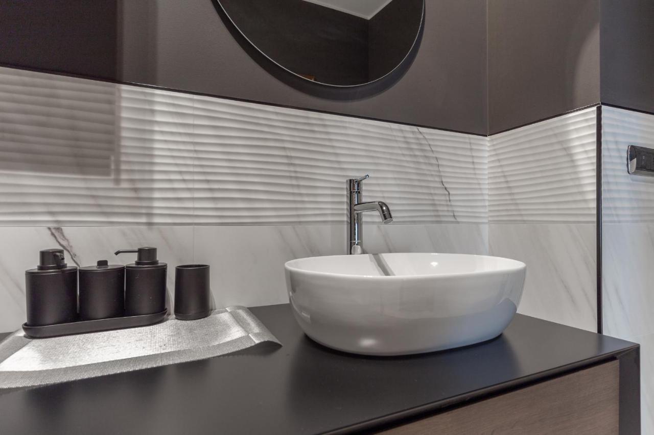 Moscova 50 Apartment Милано Екстериор снимка